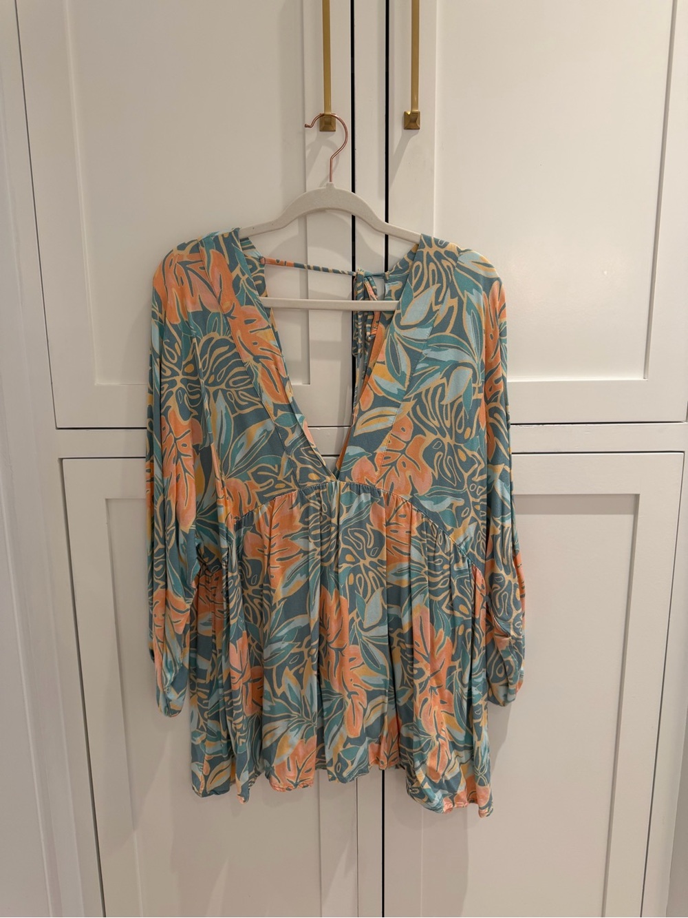 Jen’s Pirate Booty V-Neck Floral Tunic Top